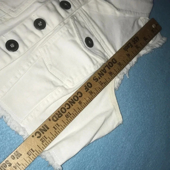 HWY JEANS Sleeveless Cropped White Denim Button Up Vest 2 Chest Pockets Size S - Picture 8 of 9